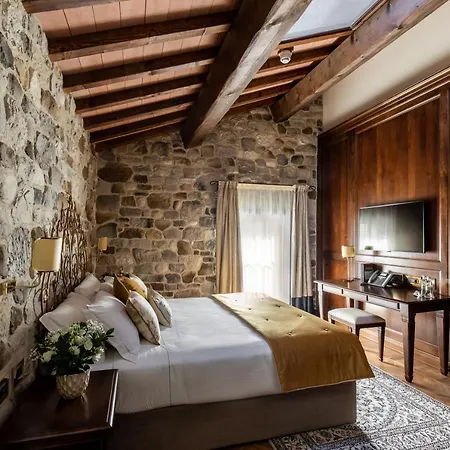 Villa Rio Rosso * Casalecchio de' Conti